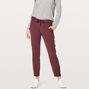 Lululemon on the fly pant